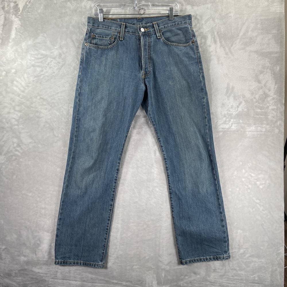 Levi's 501 Jeans men's 32x30 Straight Leg Original Button Fly Blue Denim Fading